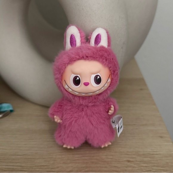 POP MART Accessories - NOW THE MONSTERS Pin for Love Series-Vinyl Plush Pendant Blind Box - Q